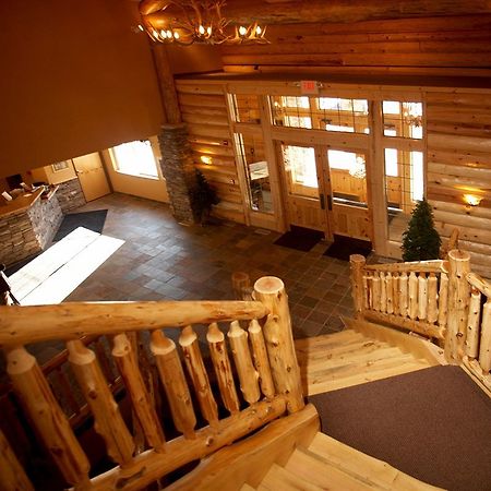 Whitefish Lodge And Suites Cross Lake Exterior foto