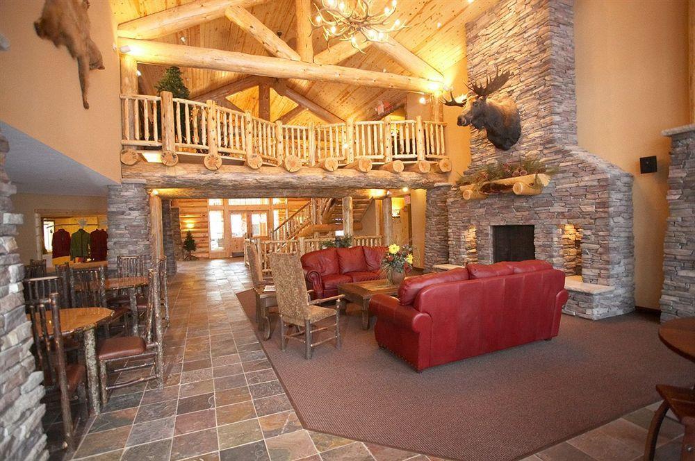 Whitefish Lodge And Suites Cross Lake Exterior foto
